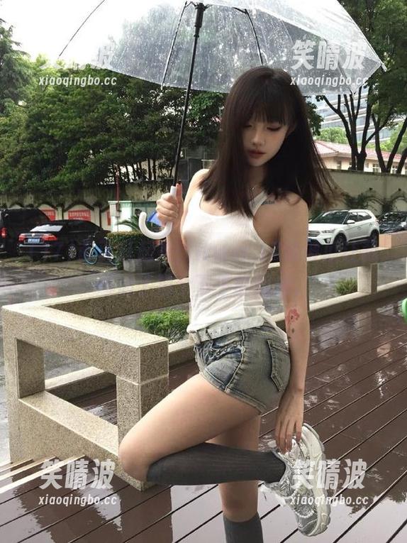 首页逛起来，www.17这波瓜让我想起了那个下午的阳光。