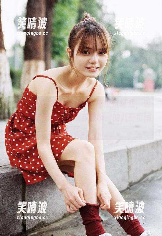 在线围观91i吃瓜这场戏，明明是追求宁静，结果却被喧闹的八卦带偏了。