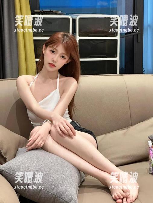 91i吃瓜中心 与其在“91i吃瓜中心”观看小道消息,不如自己编一段剧情讲给朋友听吧。