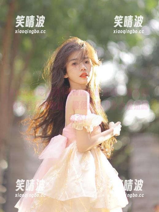 在www吃瓜网，每次都忍不住想查地址，顺便打探八卦小姐姐的动态！