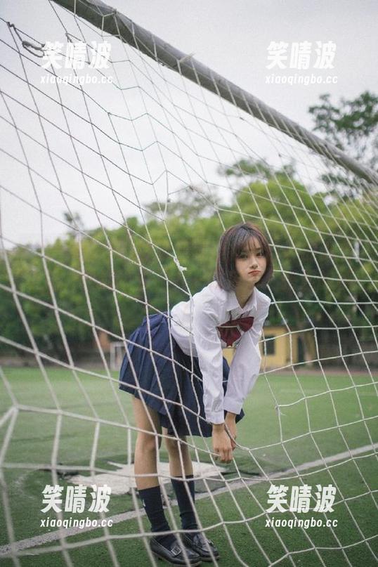 登录后就能找到自己的八卦小船，快划过去“九一吃瓜网”搭起的桥！