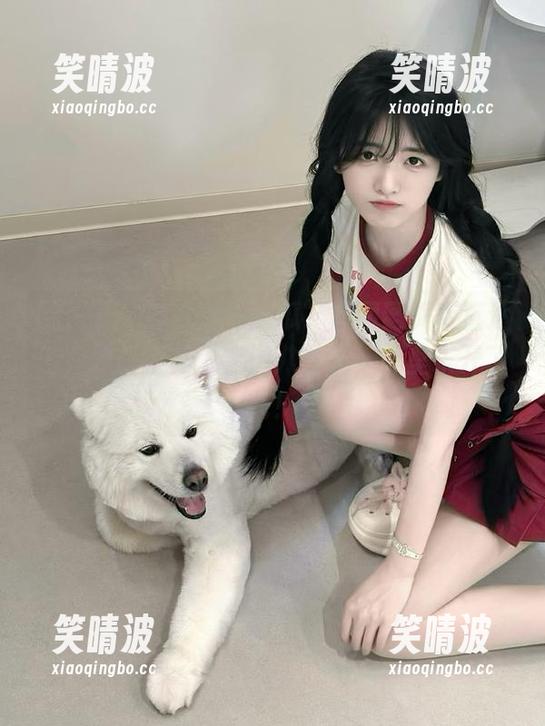 “五一吃瓜”官网网页版直达了，我是不是也变得八卦了，心里乐开了花！