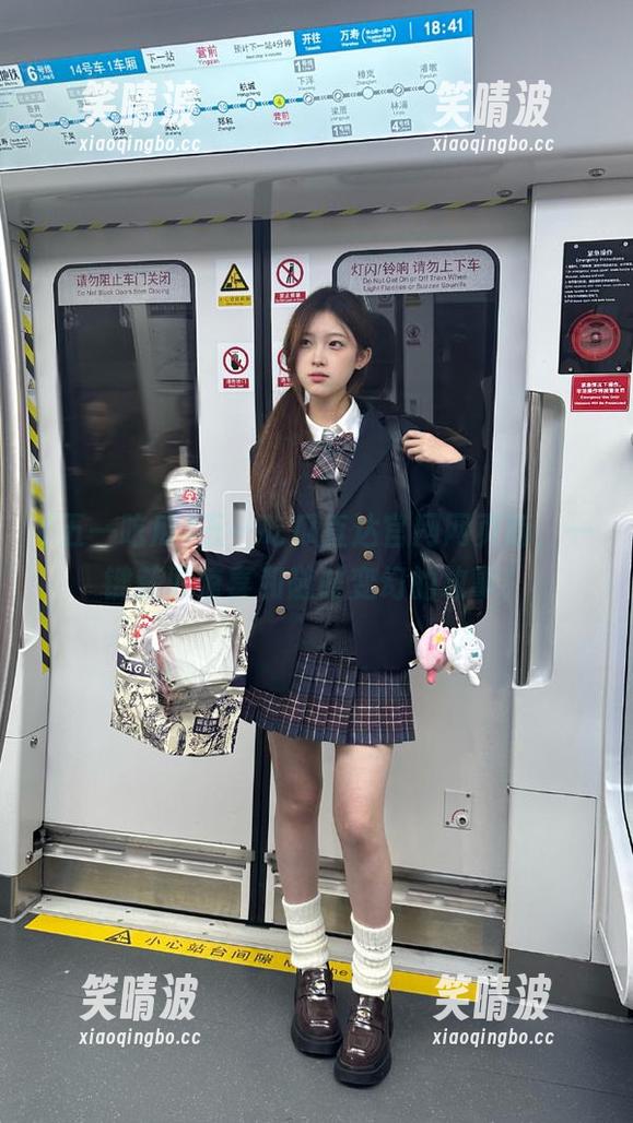 五一吃瓜直达官网网页版，一键获取惊喜和随时变幻的故事！