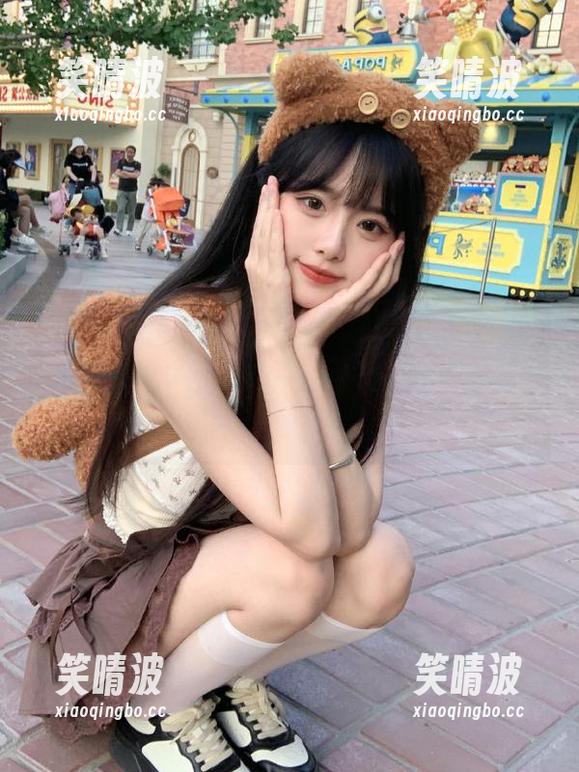 免费吃瓜网站：搭上这条“八卦电车线路”，一路上都是跌宕起伏的故事。