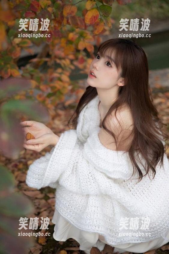 免费吃瓜的链接让我对网红们的世界充满了好奇，不过也有点太夸张了吧！