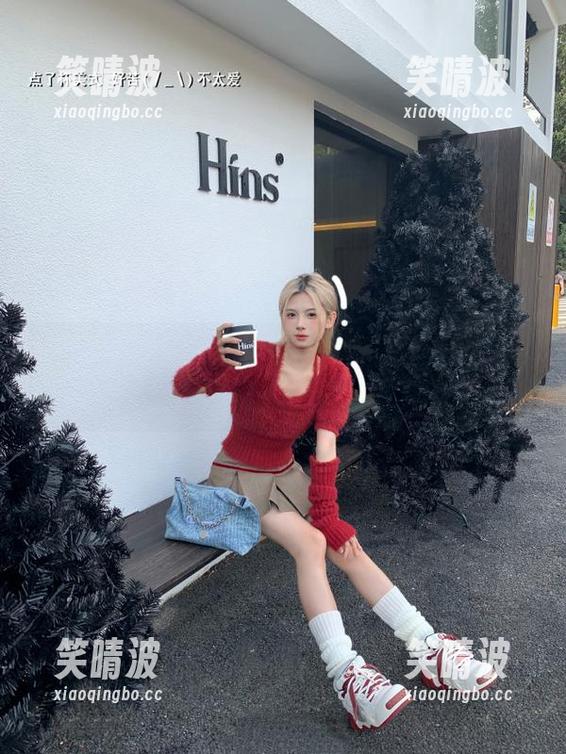 吃瓜网 吃瓜网网址增添新玩法,下载界面辣眼睛!