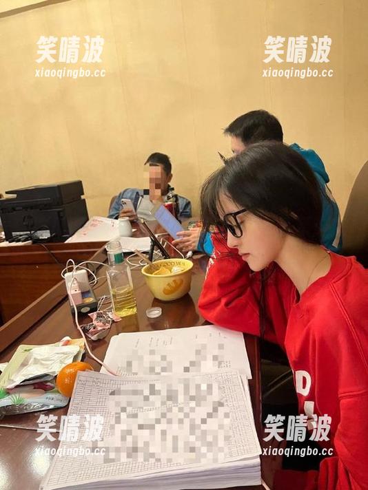 发布之际，吃瓜网app表示：我们是专业的瞎猜制造机！