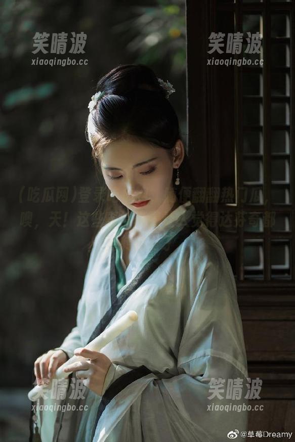 登录吃瓜网，随便翻翻热门瓜，噢，天！这些事情真是让人觉得达芬奇都要转过身了。