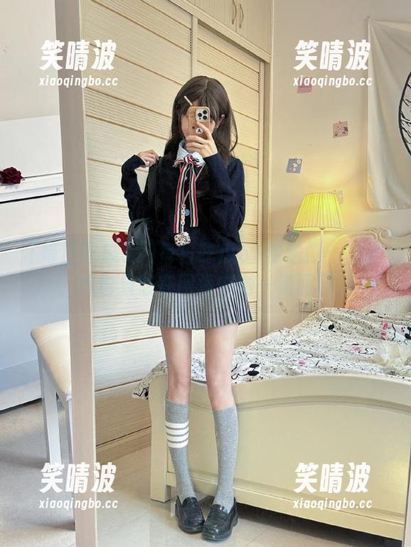 每日吃瓜51传送门：无奈，我也只想在网海中游一游而已。