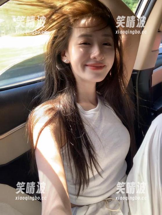 观看万篇长征-黑料不打烊so，心情像是在过山车上跳动