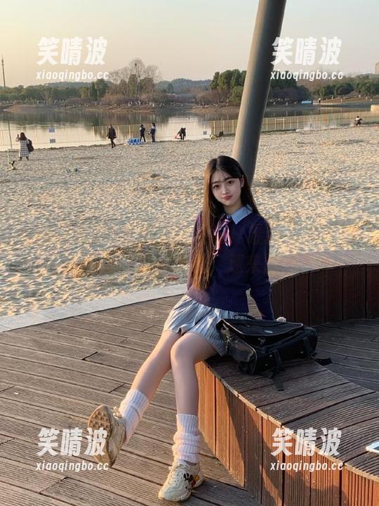 吃瓜群众注意！最新黑料吃瓜官网入口已经上线，速来围观！