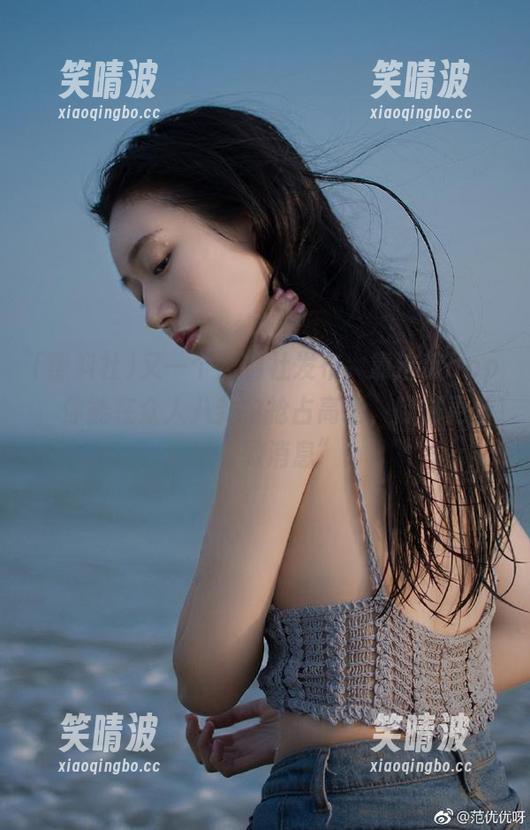 又一个黑料社发布，靠这款app，你能在众人八卦中抢占高地，随时更新最新“微消息”。