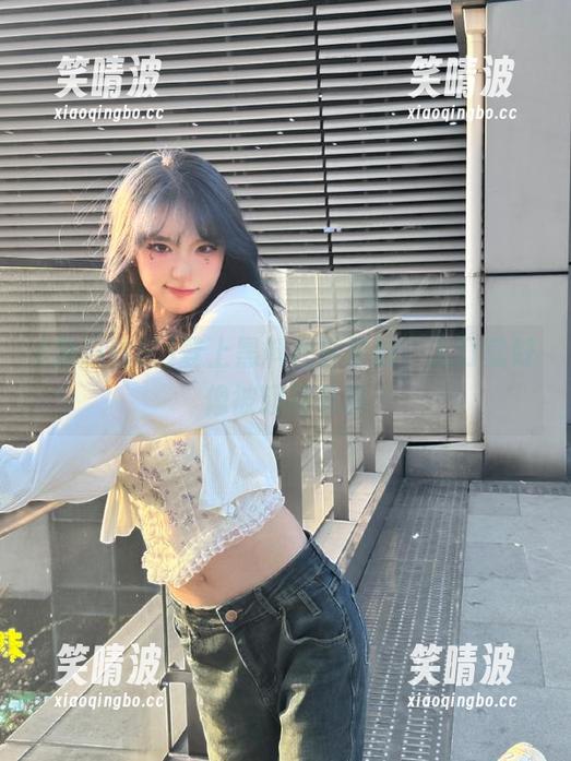 登上黑料社区导航，入口就好像被翅膀包围
