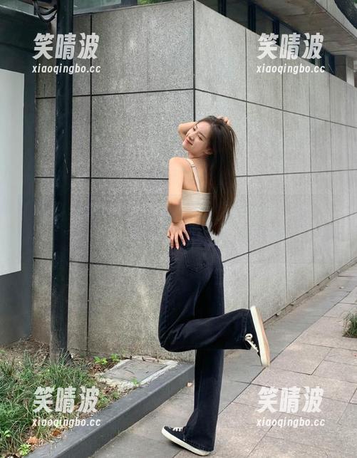 黑料老司机露出真容，免费顶流八卦不间断上线！